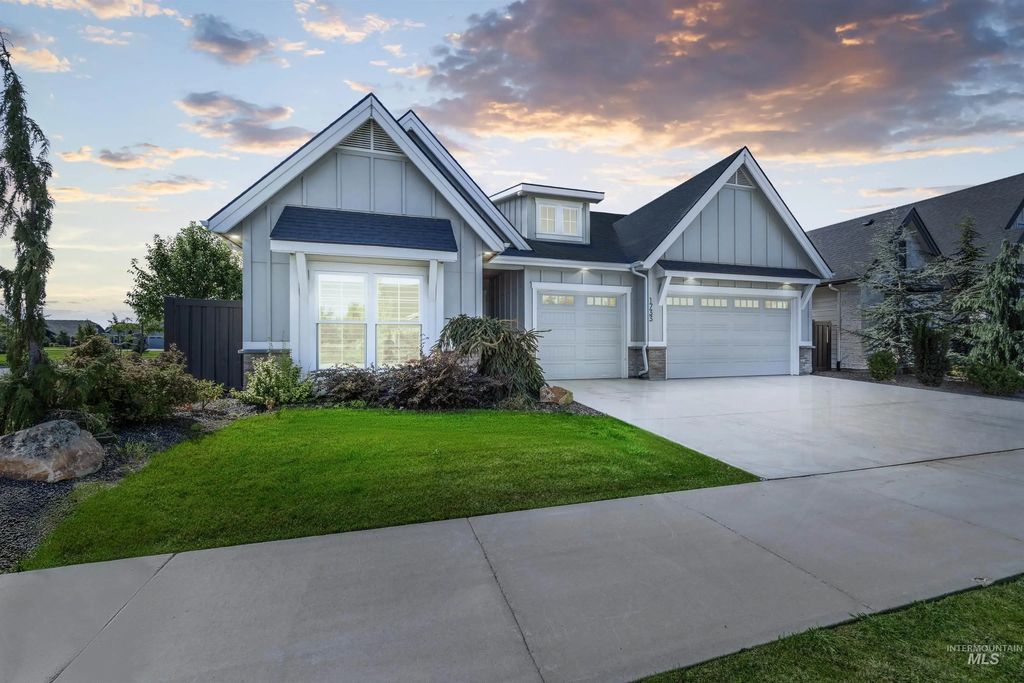 1733 E Mount Maria St, Meridian