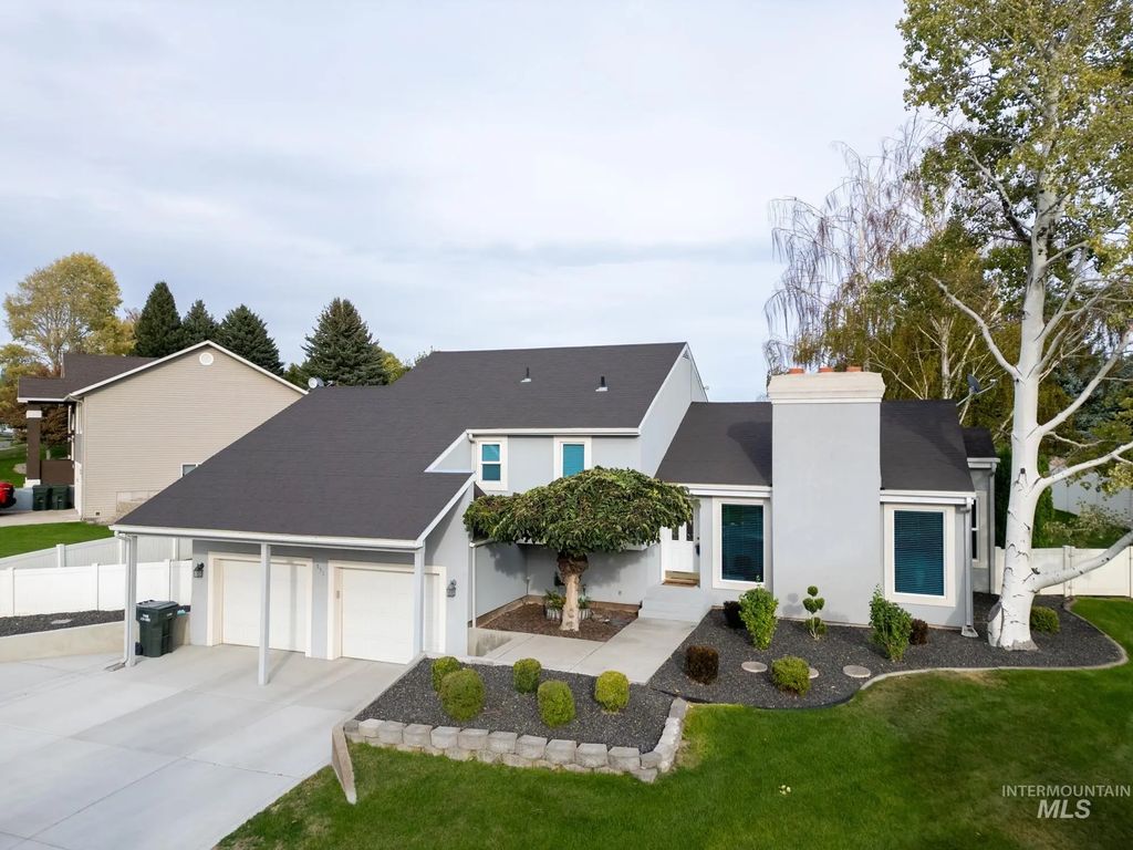 551 Terrace Dr, Burley