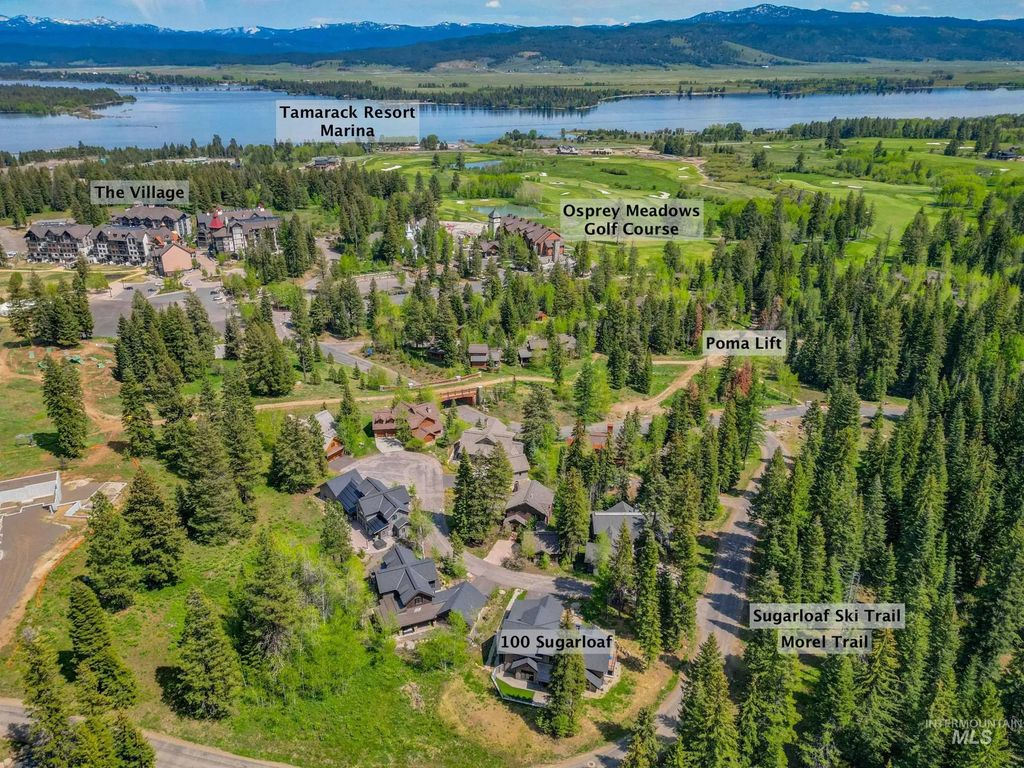 100 Sugarloaf Place, Donnelly