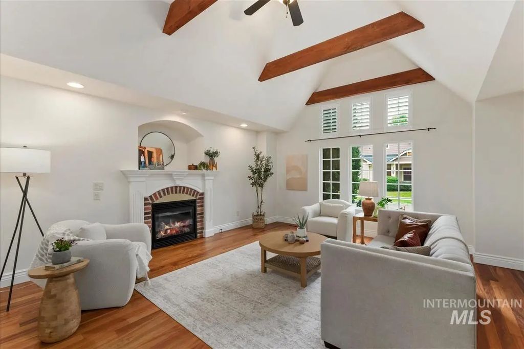 13379 N 8th Ave., Boise
