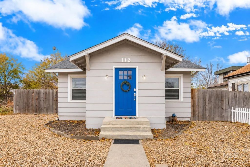 112 17th Ave S, Nampa