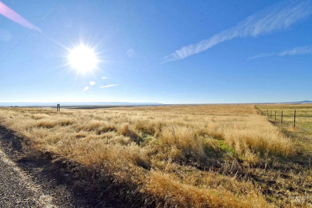 Peola Road, Clarkston
