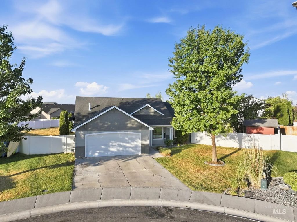 656 Braden Ct, Twin Falls