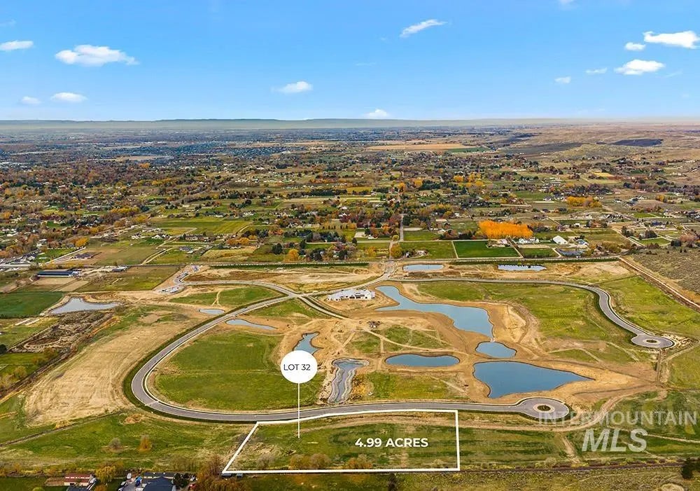 839 E Equine Ln, Lot 32, Eagle