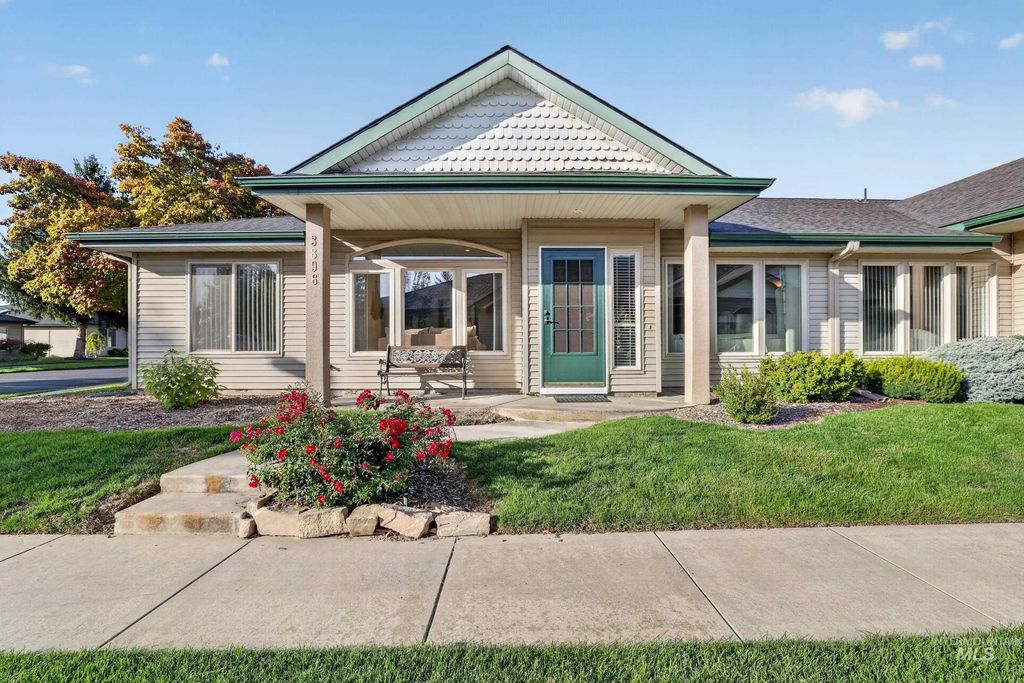3896 N Bayou Lane, Garden City