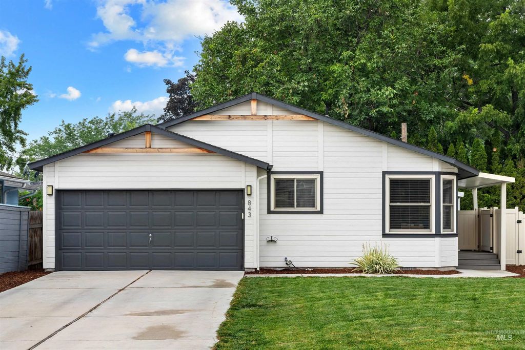 843 S Wild Phlox Pl, Boise