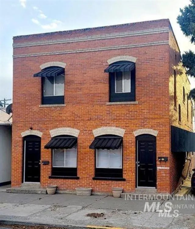 339 Idaho St, Gooding