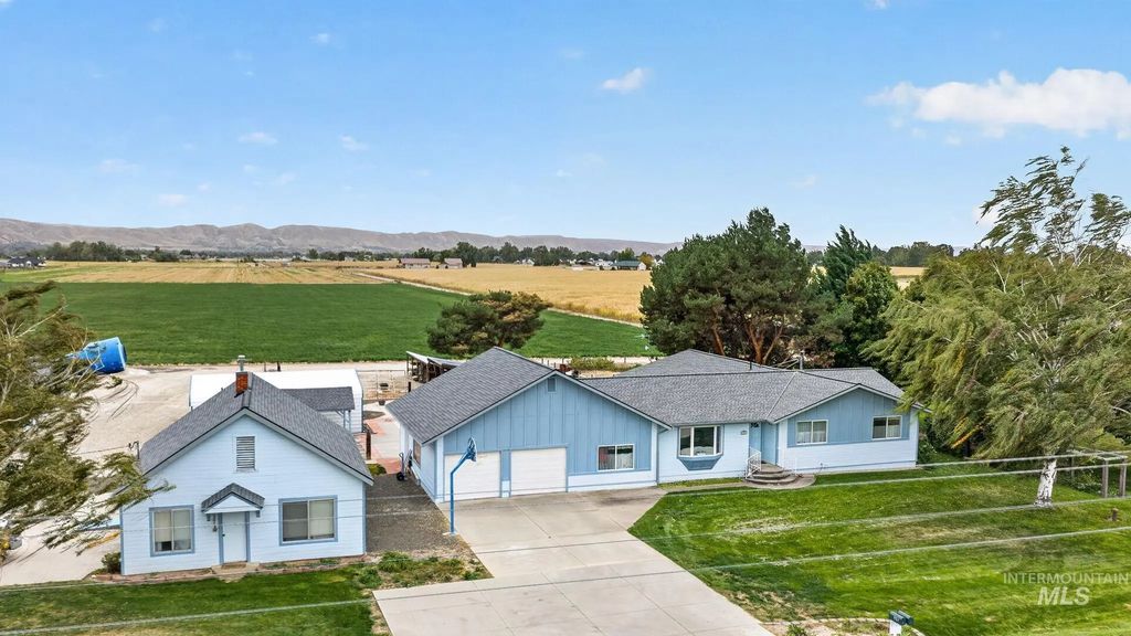 955 E Black Canyon Hwy, Emmett