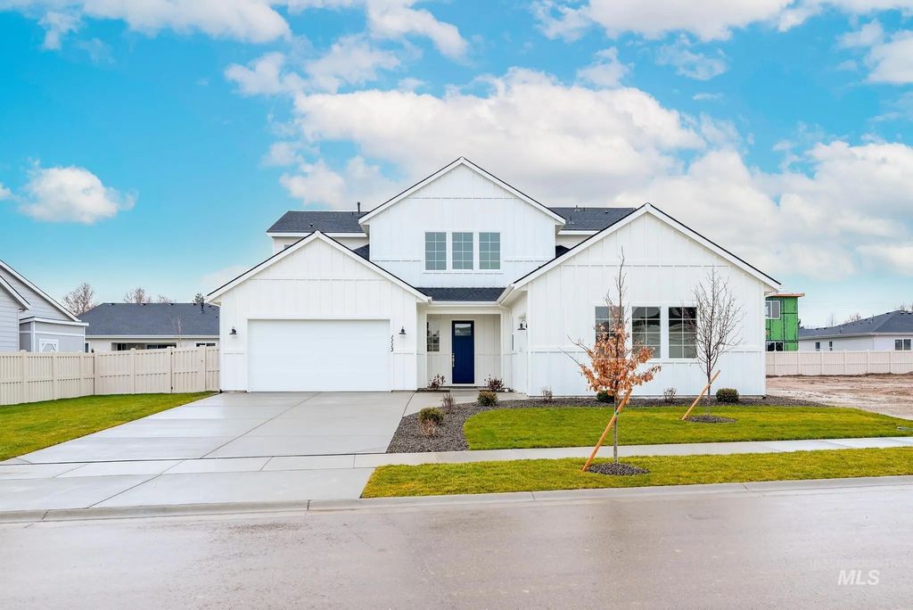 5817 W Burnt Sage Dr, Meridian