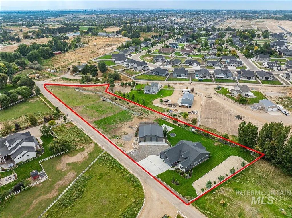 24301 Wanda Way, Middleton