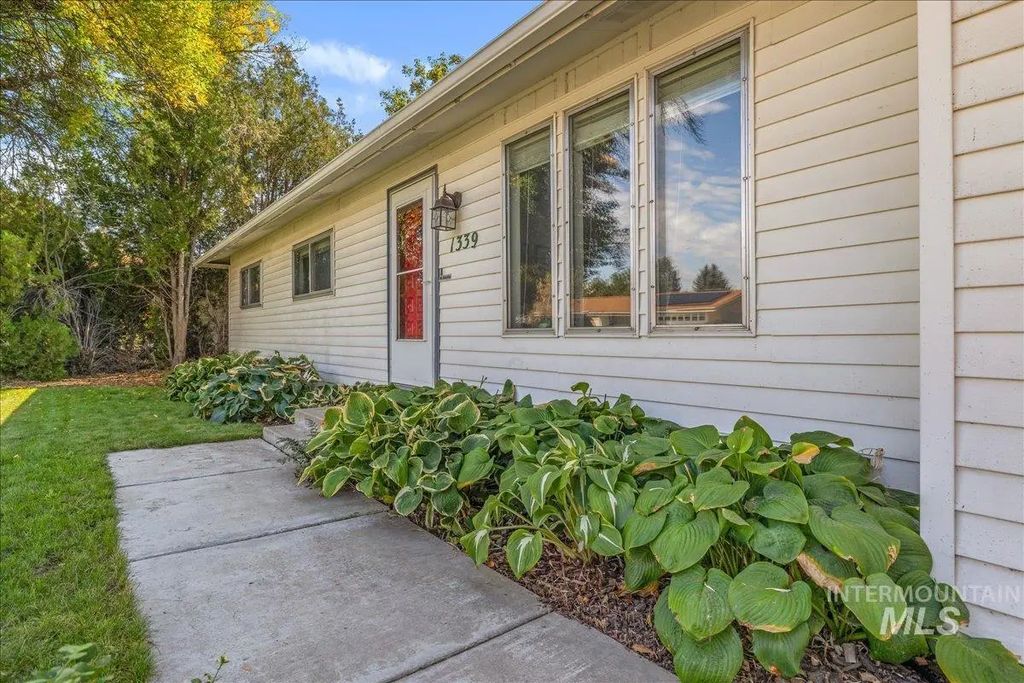 1339 W Carlton St, Meridian