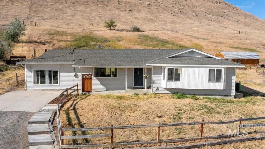1492 Weiser River Road, Weiser