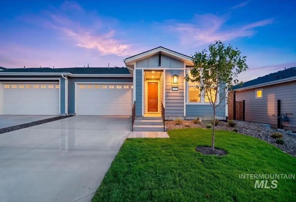 12212 S Connection Ln, Kuna