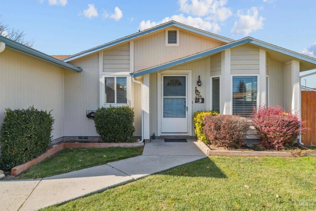 2141 N Kenmere Drive, Meridian