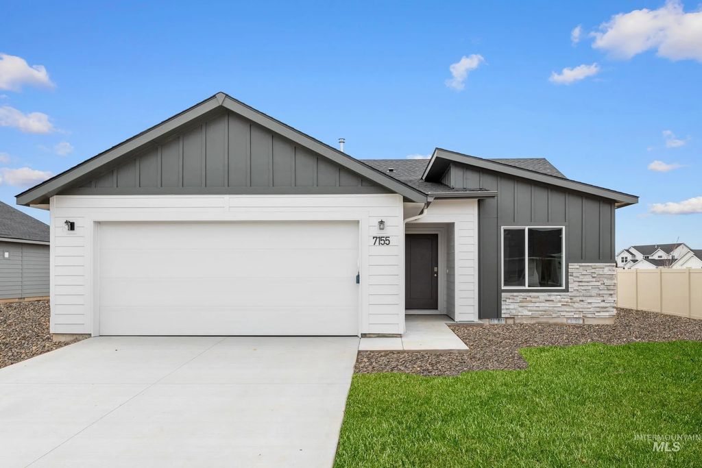 4450 S Amsterdam Ave, Nampa
