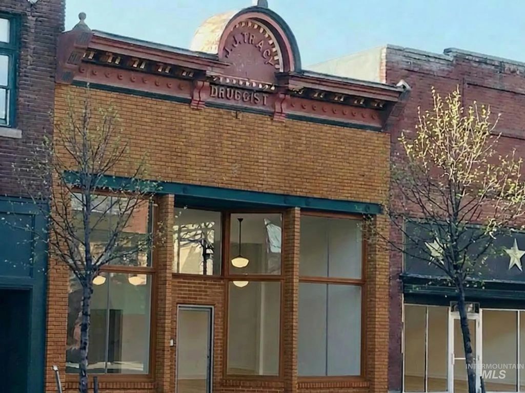 111 S Main St, Hailey