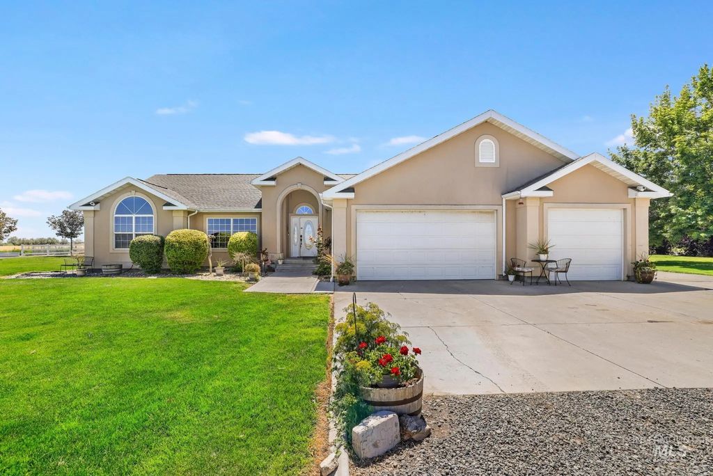 3962 N 2405 E, Twin Falls