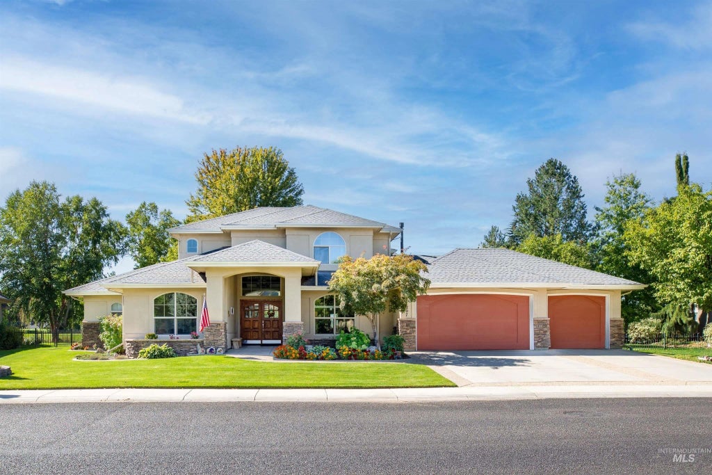 1207 W Colchester Drive, Eagle