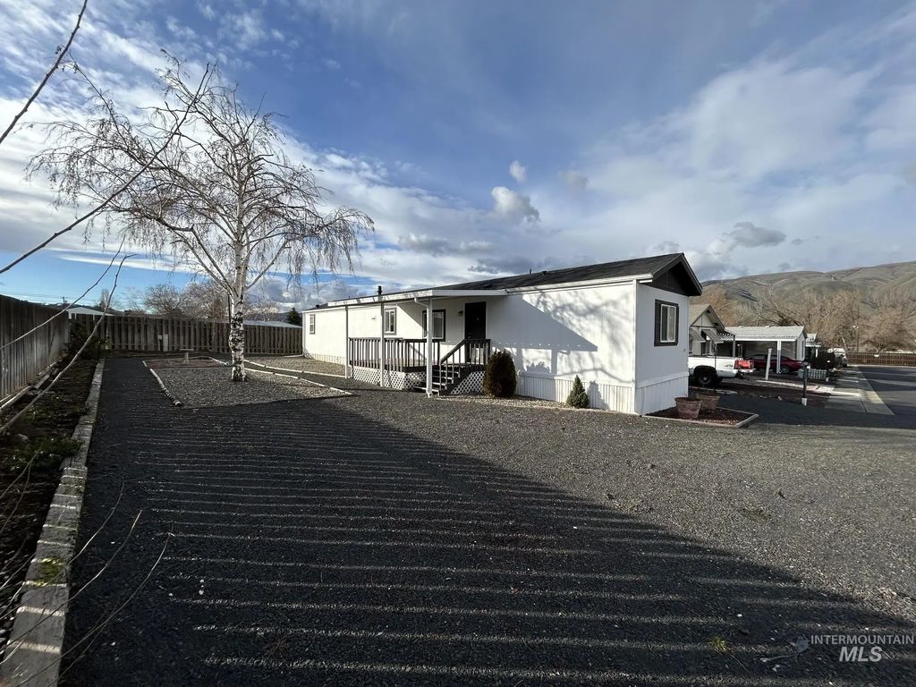 1430 Chestnut #29, Clarkston