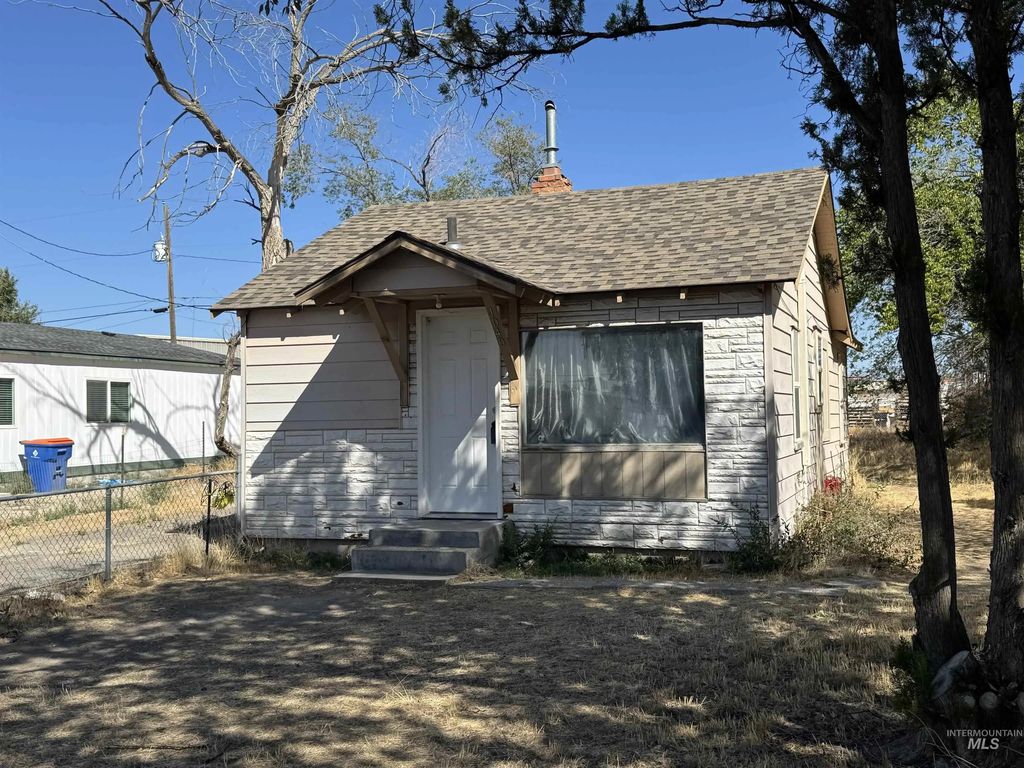 1040 2nd Ave W, Twin Falls