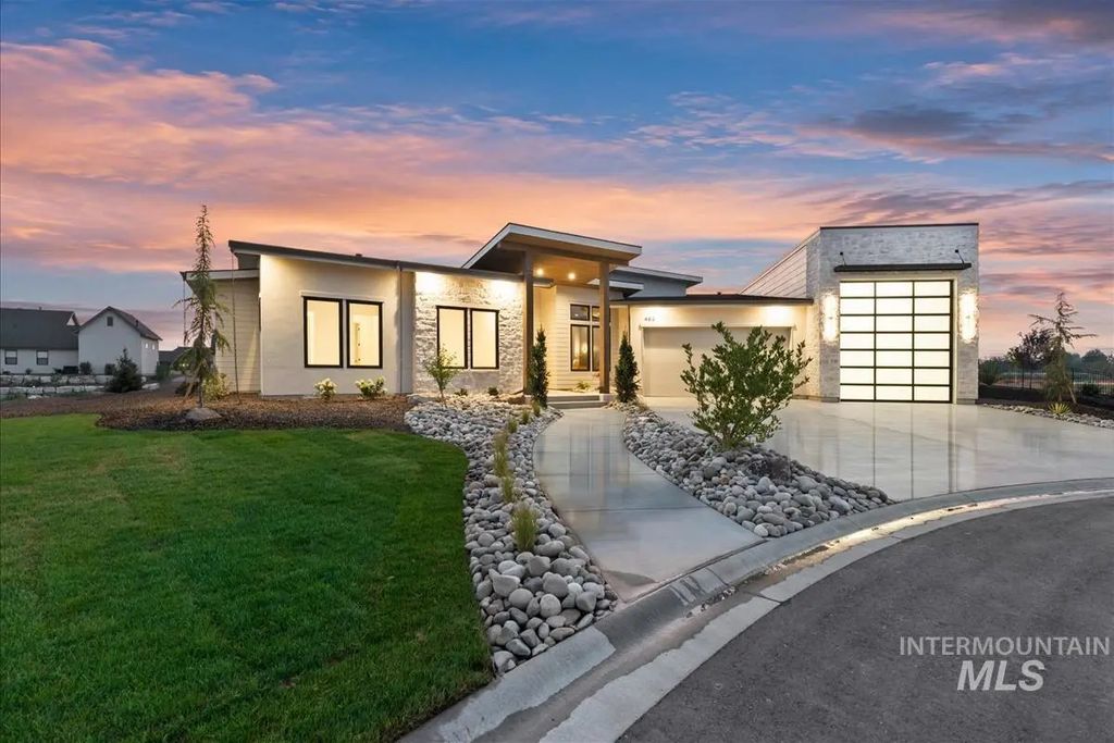 462 Founder Ave., Middleton