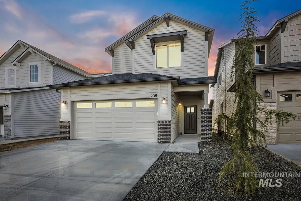 205 W Broyhill St., Meridian