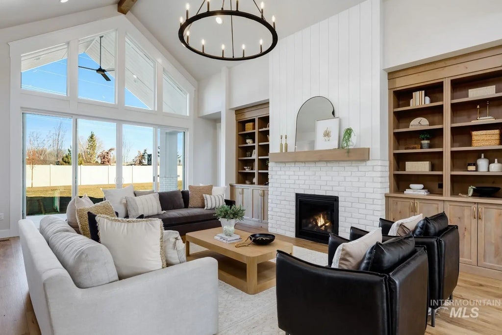 6324 W Evita St, Eagle