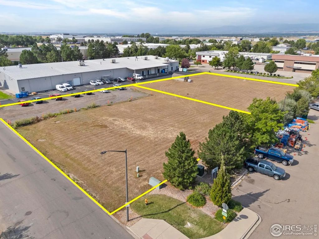 5818 Lockheed Ave, Loveland