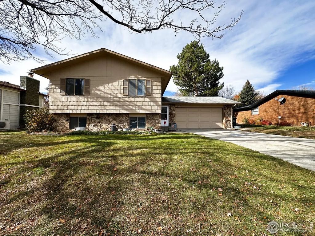 2421 Oleander Ct, Loveland