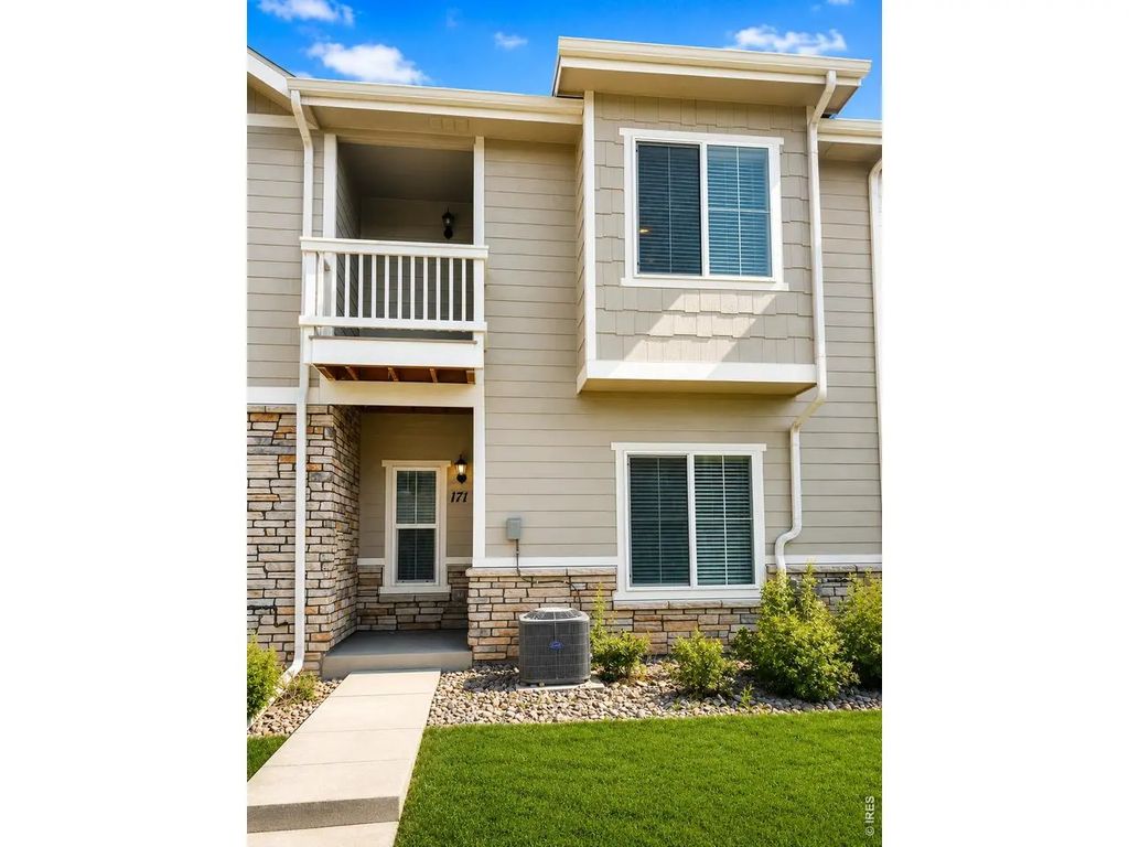 171 Robin Rd, Johnstown