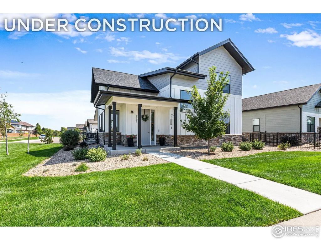 3437 Green Lake Dr, Fort Collins