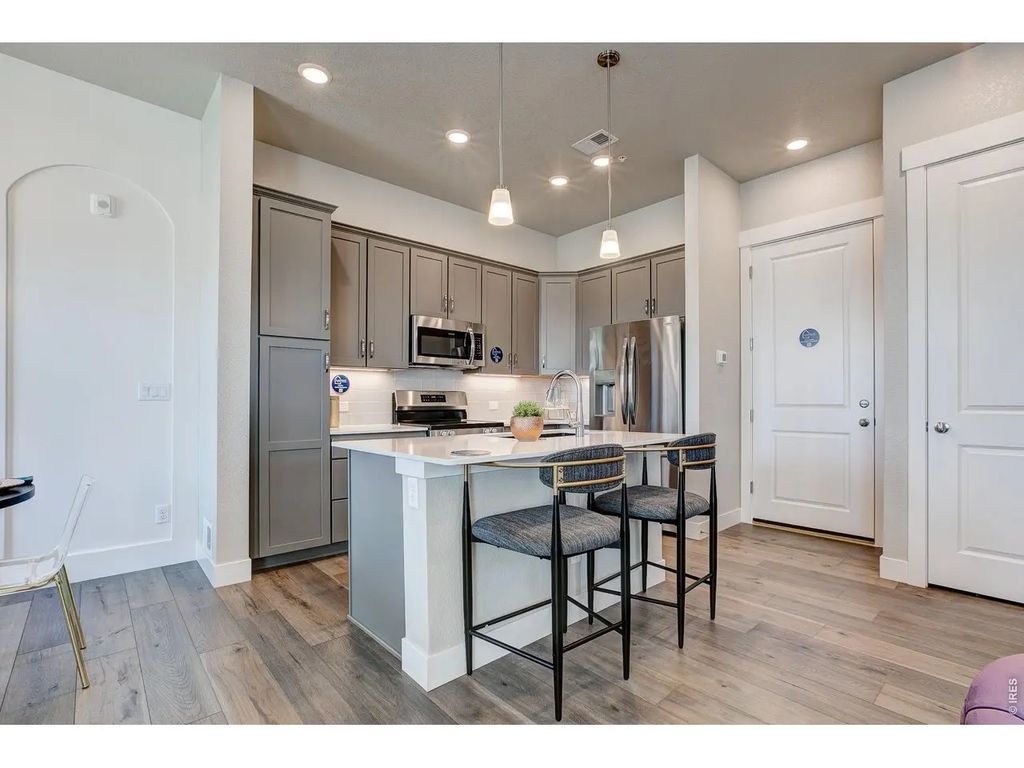 420 High Point Dr A-104, Longmont