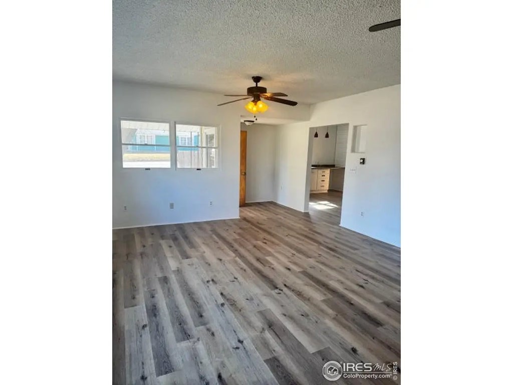 536 S Campbell Ave, Holyoke Property Listing: MLS® #1050977