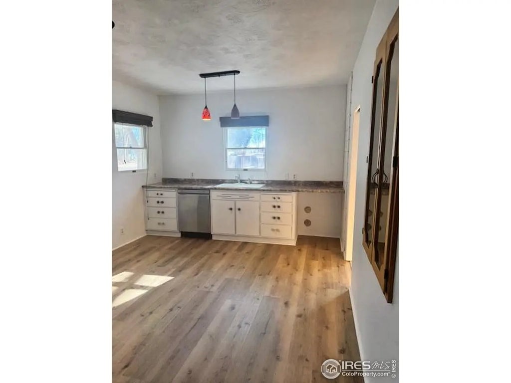 536 S Campbell Ave, Holyoke Property Listing: MLS® #1050977