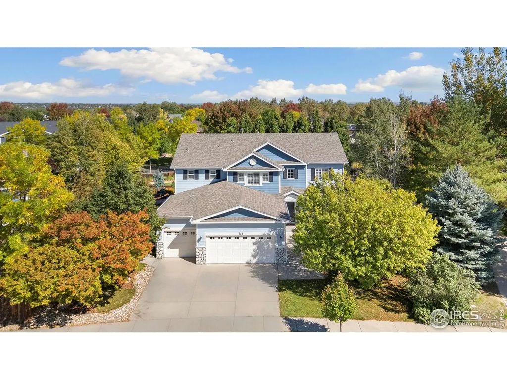 714 Fairbourne Way, Fort Collins