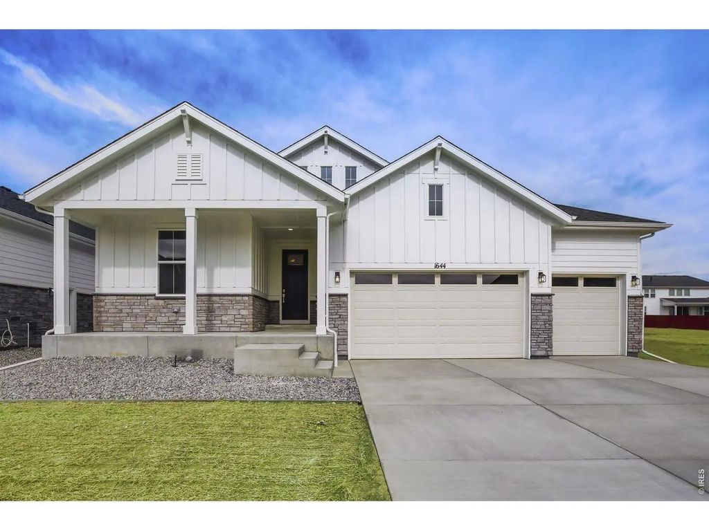 1644 Sundown Run Dr, Windsor
