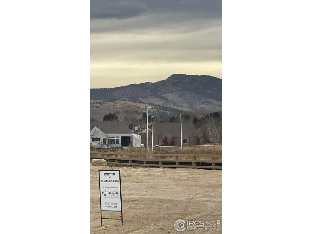 914 Langdale Dr, Fort Collins