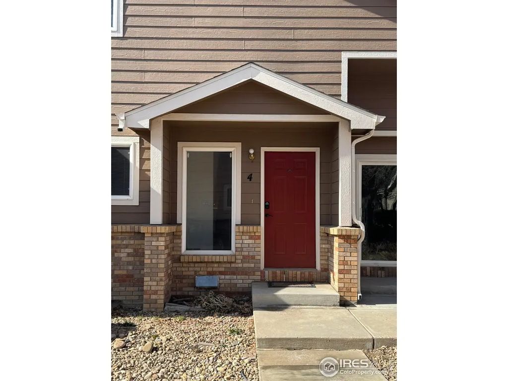 1601 Great Western Dr G-4, Longmont