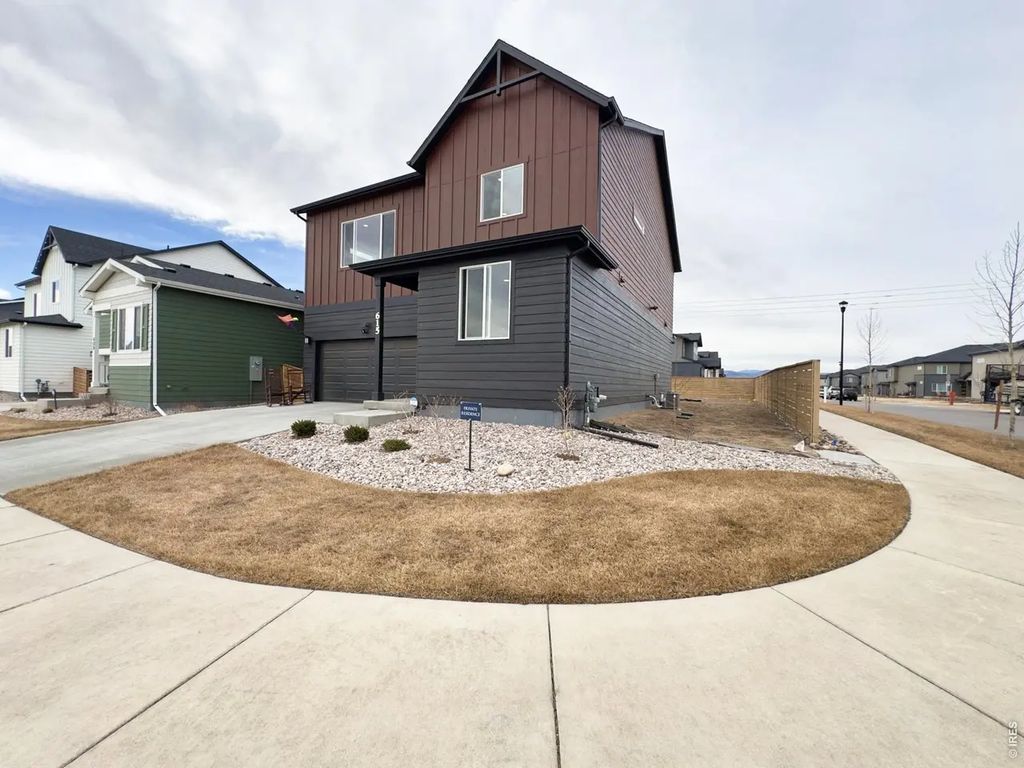 615 Whisperwind Ln, Fort Collins