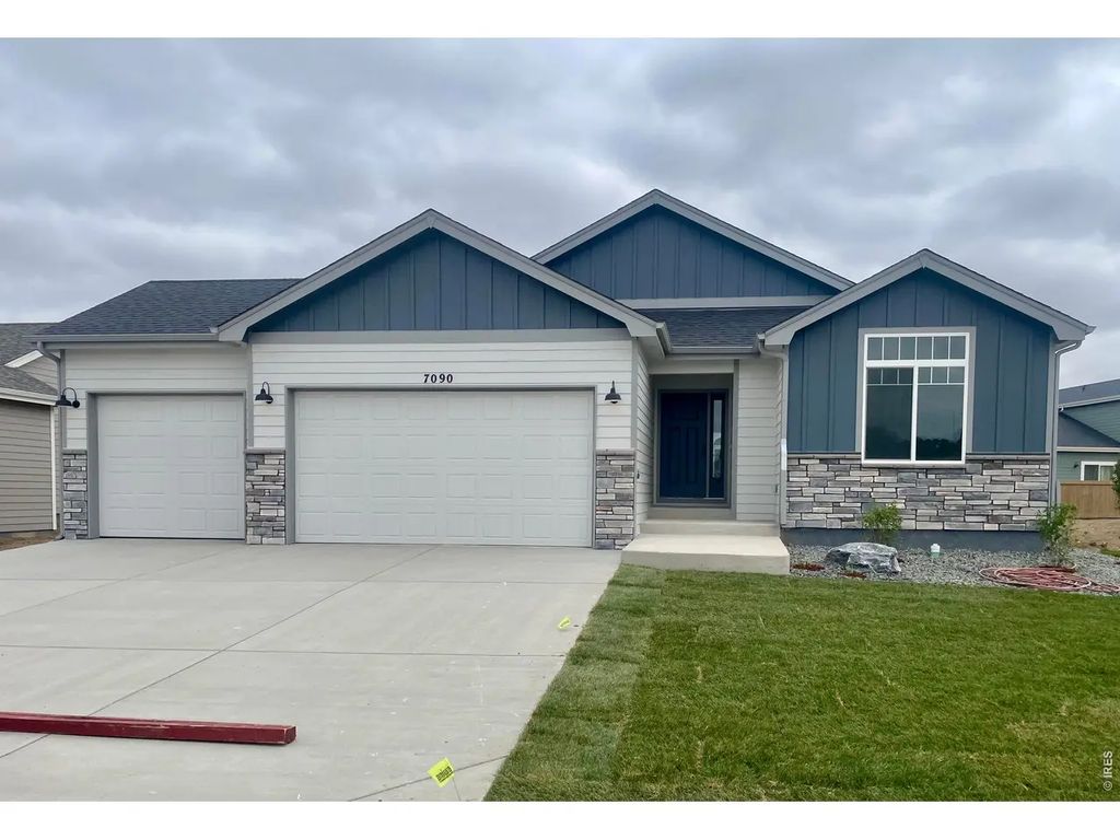 7090 Gateway Crossing St, Wellington