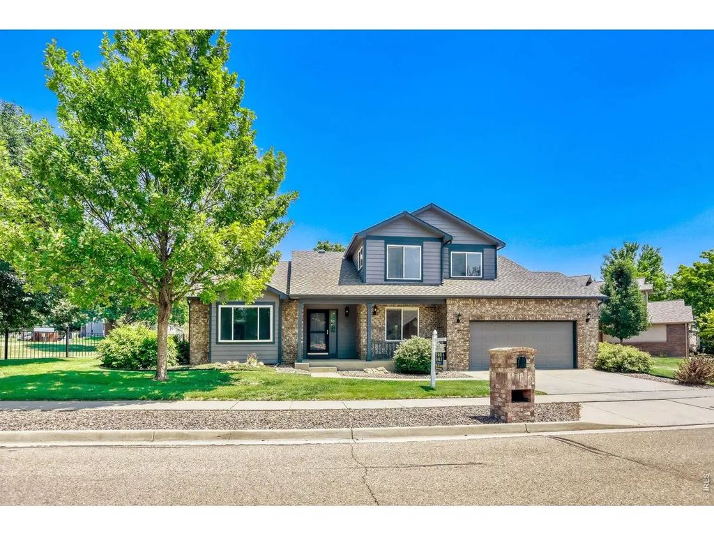 3232 Mariner Ln, Longmont