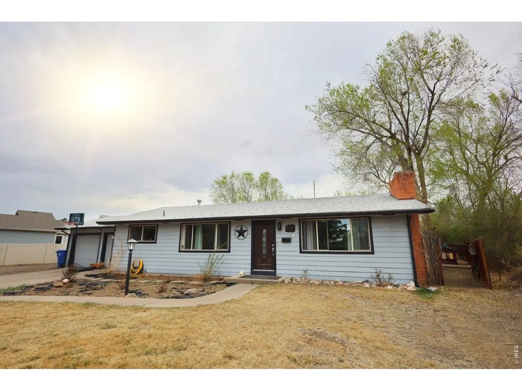 507 W 11th St, Loveland