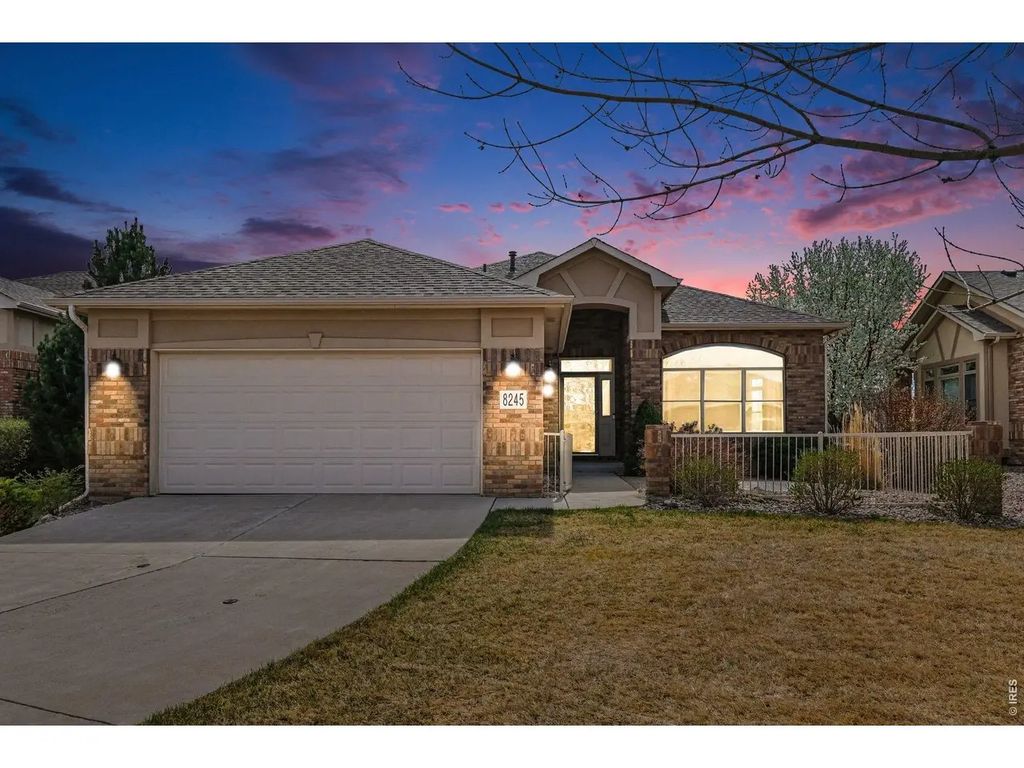 8245 Hidden Cove Ct, Windsor