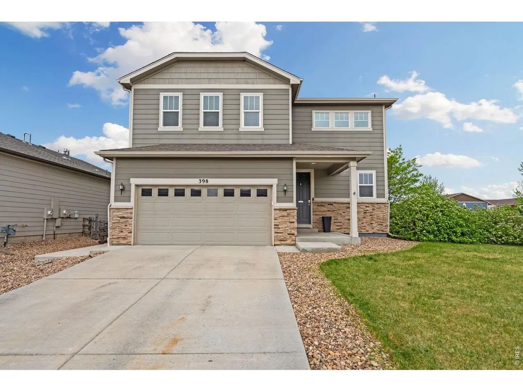 398 Chipman Dr, Windsor