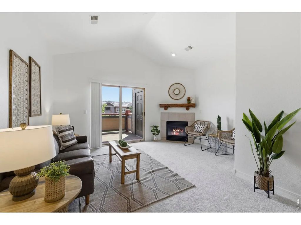5220 Boardwalk Dr I-34, Fort Collins