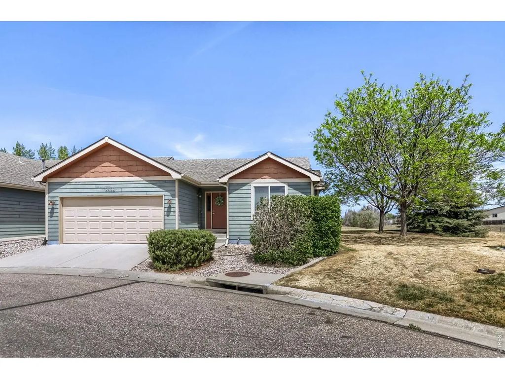 8498 Pebble Ct, Wellington