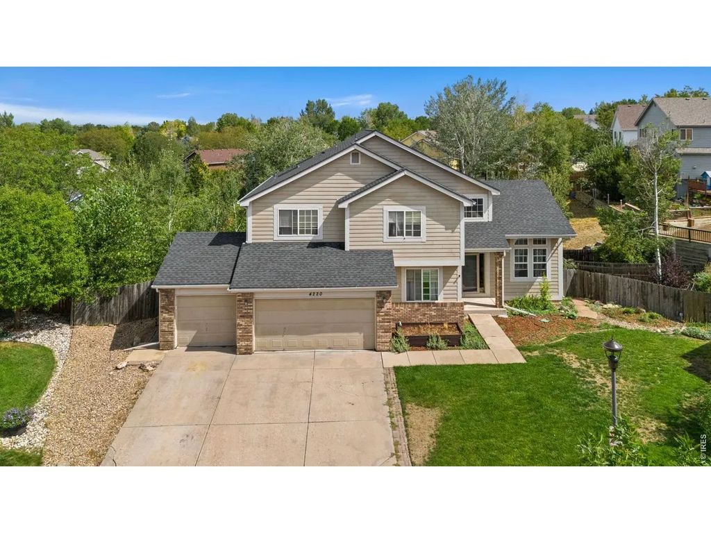 4220 Promontory Ct, Loveland