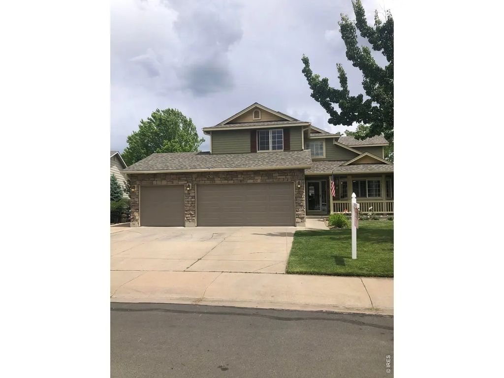 7032 Woodrow Dr, Fort Collins