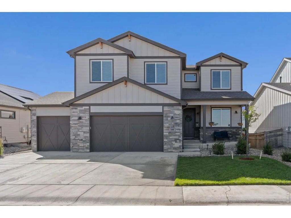 709 Hillspire Dr, Windsor
