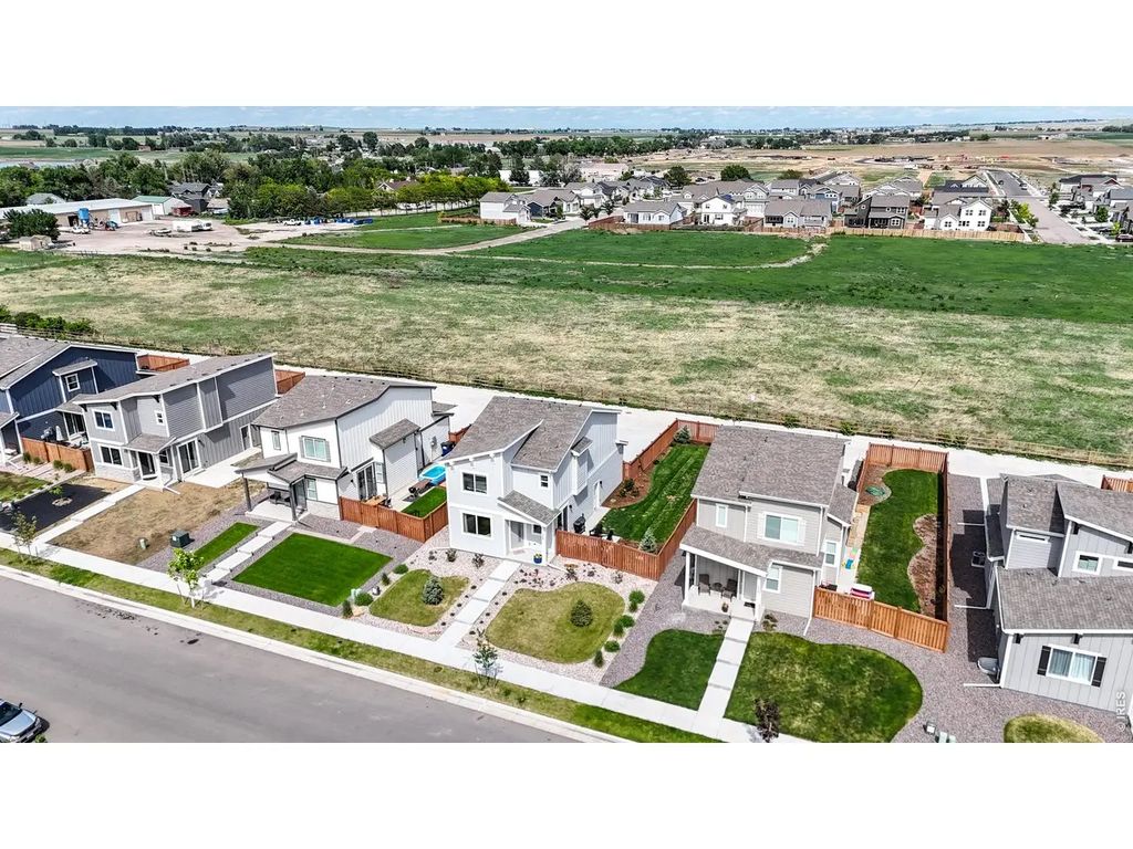 228 E 4th St, Berthoud